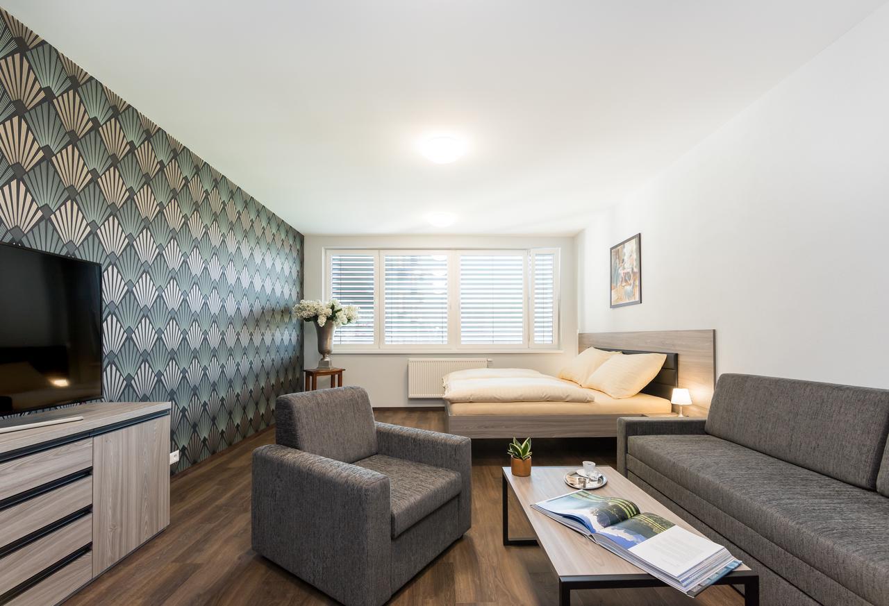 Barok Hotel And Apartments 布拉迪斯拉发 外观 照片
